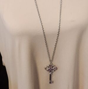 Silver Necklace W Pink Rhinestones, Ring And Upgraded Earrings